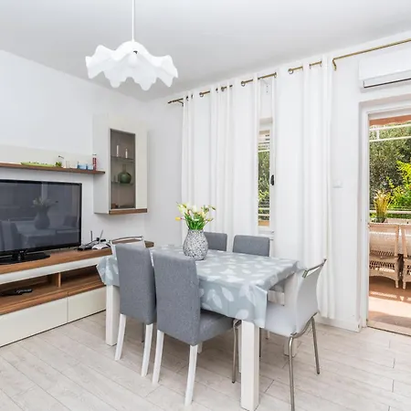 Sokol Apartmán Makarská